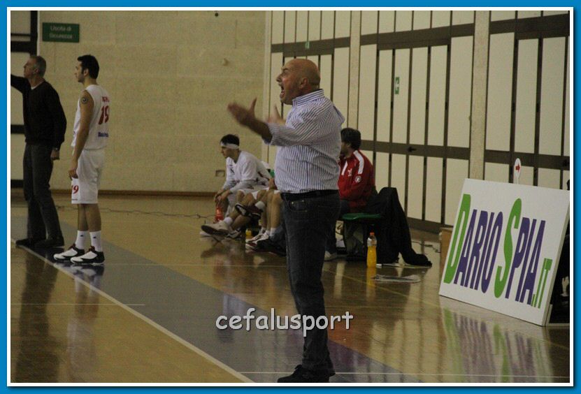 121223 Aquila 465_tn.jpg